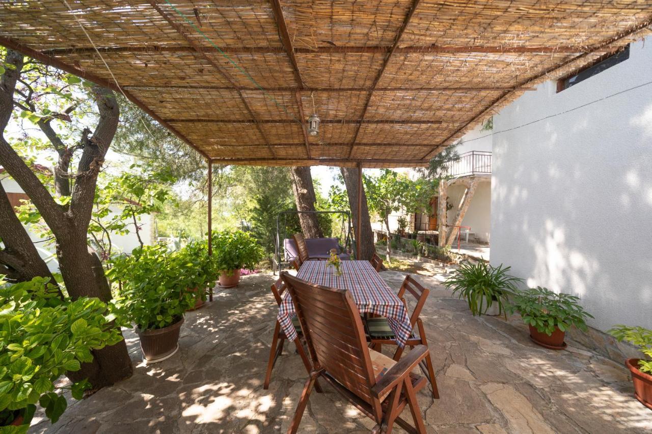 Studio Apartman Ema 2 Gornji Karin Εξωτερικό φωτογραφία