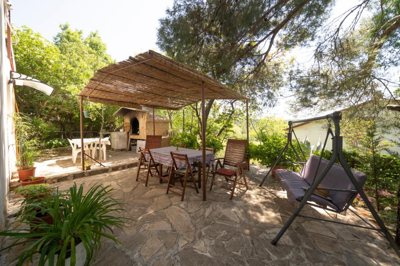 Studio Apartman Ema 2 Gornji Karin Εξωτερικό φωτογραφία
